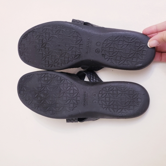 Okabashi Cross Strap Eco-Friendly, Waterproof Black Slide Sandals, Size L - Picture 6 of 8